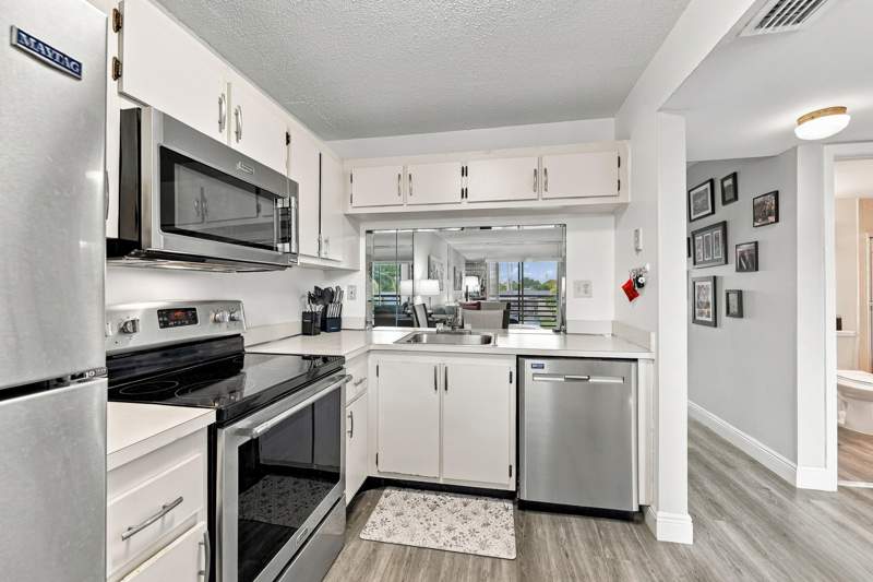 2 bedroom Condominium at 2635 NW 104th Avenue #206, Sunrise Lakes 213 Condo, Sunrise — photo 3