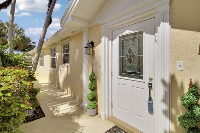 2 bedroom Villa at 925 Magdalena Road, Isles At Palm Beach Gardens, Palm Beach Gardens — photo 2