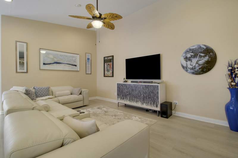 2 bedroom Villa at 925 Magdalena Road, Isles At Palm Beach Gardens, Palm Beach Gardens — photo 5