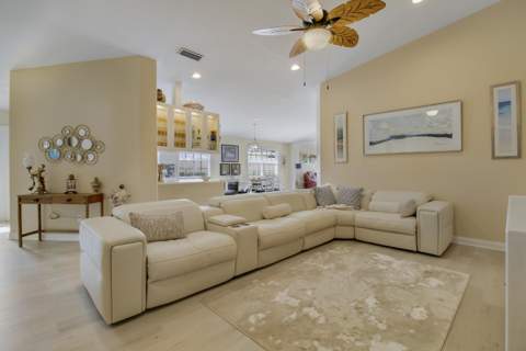 925 Magdalena Road, Palm Beach Gardens FL - photo 6 of 50