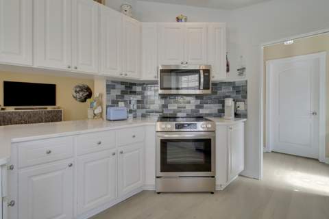 925 Magdalena Road, Palm Beach Gardens FL - photo 7 of 50