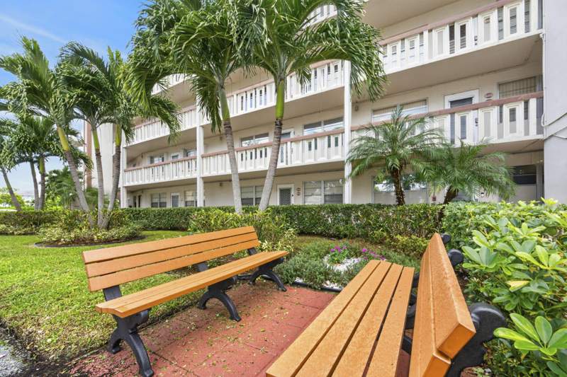 2 bedroom Condominium at 119 Richmond C #119, Richmond C Condo, Deerfield Beach — photo 3