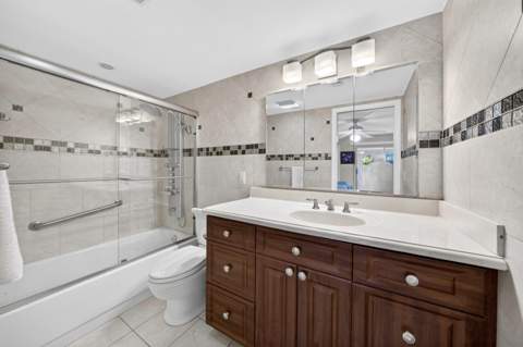 119 Richmond C #119, Deerfield Beach FL - photo 14 of 23