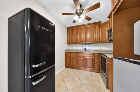 3020 Ashby D #3020, Deerfield Beach FL - photo 6 of 25