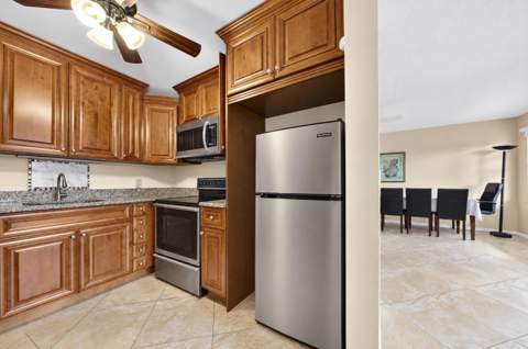 3020 Ashby D #3020, Deerfield Beach FL - photo 7 of 25
