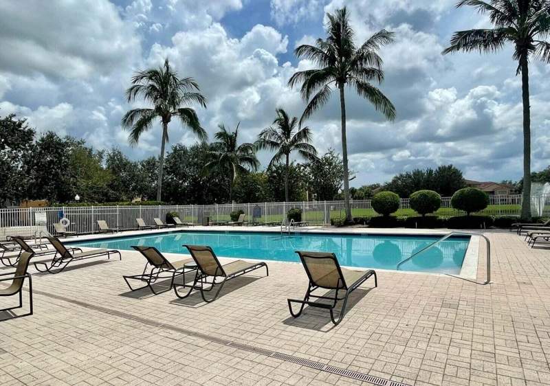 2 bedroom Condominium at 221 SW Palm Drive #104, The Club At St Lucie West, A Condominium, Port St. Lucie — photo 4