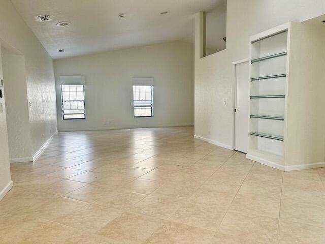 3 bedroom Single Family Residence at 7045 Golf Pointe Circle #7045, Woodmont Tract 71, Tamarac — photo 4