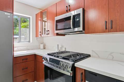 2638 Adams Street, Hollywood FL - photo 13 of 40