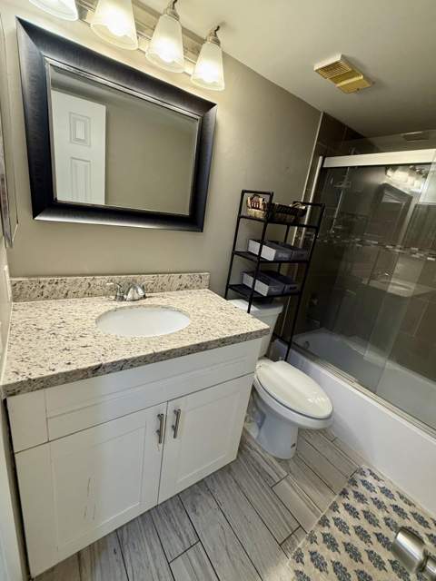111 Lake Emerald Drive #404, Oakland Park FL - photo 15 of 26