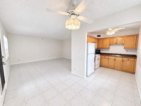 323 Flanders G Drive, Delray Beach FL - photo 13 of 42