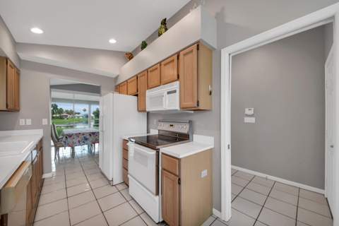 7723 Stirling Bridge Boulevard, Delray Beach FL - photo 9 of 41