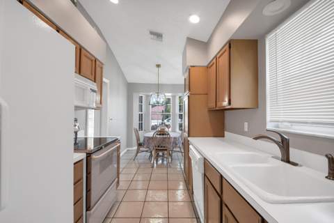 7723 Stirling Bridge Boulevard, Delray Beach FL - photo 11 of 41