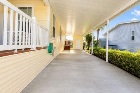 6119 N Ficus Lane, Atlantis FL - photo 6 of 28