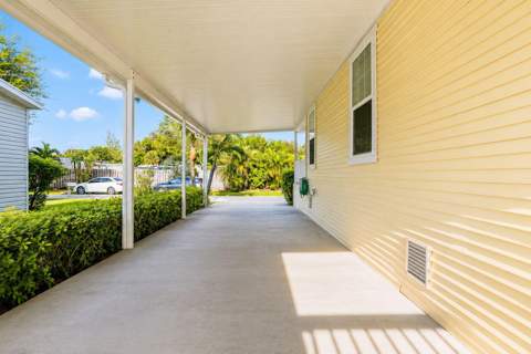 6119 N Ficus Lane, Atlantis FL - photo 24 of 28