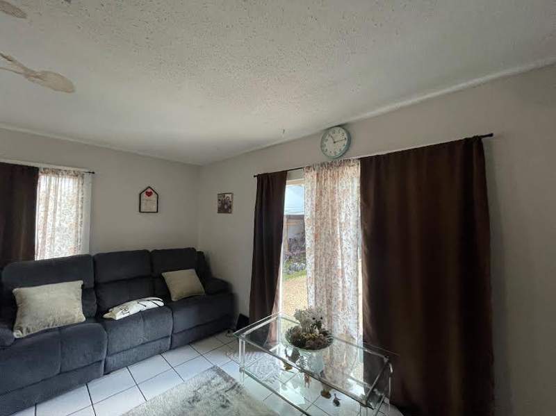 3 bedroom Single Family Residence at 6808 Merion Court, North Lauderdale Division, North Lauderdale — photo 2