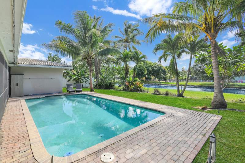 4 bedroom Single Family Residence at 7470 NW 10th Court, Mirror Lake Estates Sec Five, Plantation — photo 3