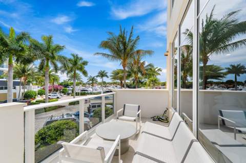 2720 Donald Ross Road #202, Palm Beach Gardens FL - photo 13 of 30