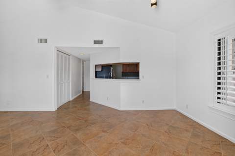 10 Via De Casas Sur #101, Boynton Beach FL - photo 11 of 39
