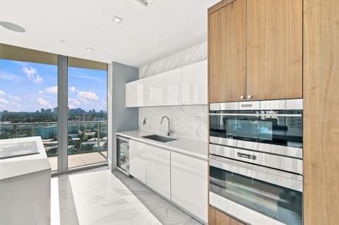 701 N Fort Lauderdale Beach Boulevard #1205, Fort Lauderdale FL - photo 9 of 52