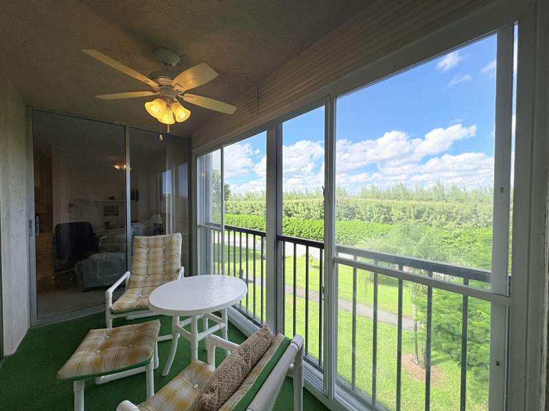 2 bedroom Condominium at 6935 Huntington Lane #404, Huntington Lakes Sec Two Condos, Delray Beach — photo 3