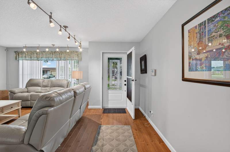 2 bedroom Single Family Residence at 14616 Shadow Wood Lane, Coco Wood Lakes, Delray Beach — photo 2