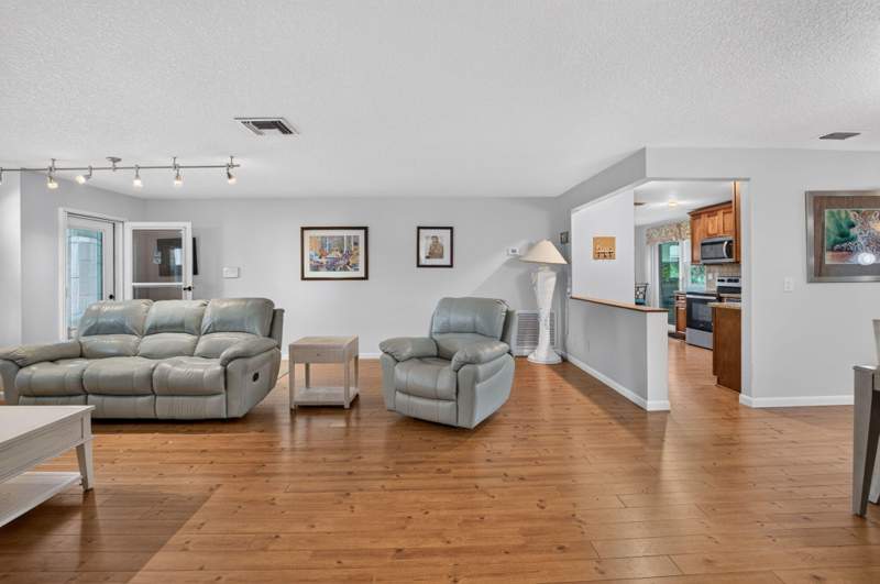 2 bedroom Single Family Residence at 14616 Shadow Wood Lane, Coco Wood Lakes, Delray Beach — photo 4