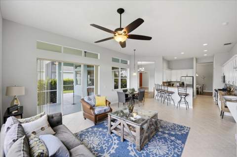213 Magnolia Lakes Boulevard, Port St. Lucie FL - photo 7 of 49
