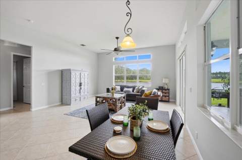 213 Magnolia Lakes Boulevard, Port St. Lucie FL - photo 13 of 49