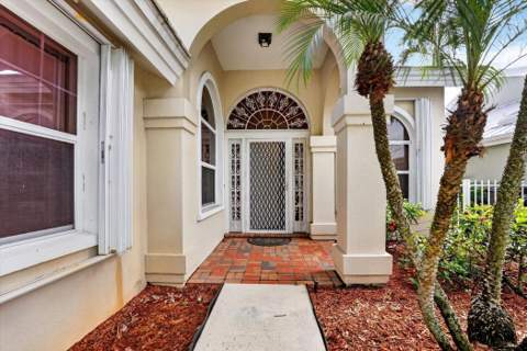 1520 Wilderness Road, West Palm Beach FL - photo 10 of 55