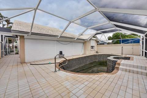 1520 Wilderness Road, West Palm Beach FL - photo 12 of 55