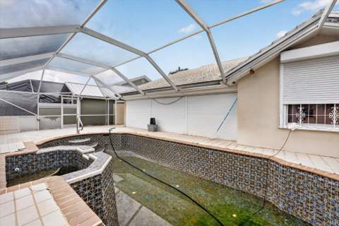 1520 Wilderness Road, West Palm Beach FL - photo 14 of 55