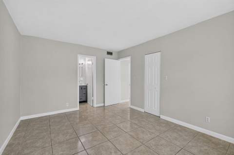 151 SE 6th Avenue #16, Pompano Beach FL - photo 6 of 12