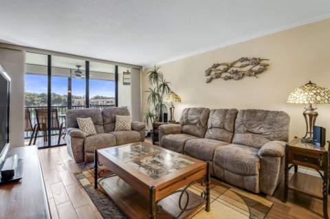 6427 Coral Lake Drive #303, Margate FL - photo 15 of 61
