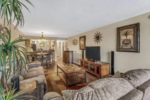 6427 Coral Lake Drive #303, Margate FL - photo 21 of 61