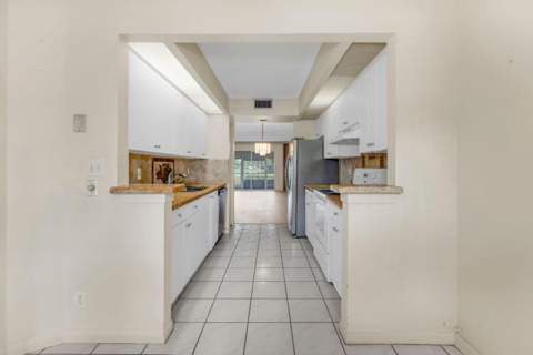 1703 Andros Isle #J1, Coconut Creek FL - photo 17 of 62