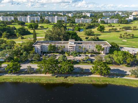 3051 S Palm Aire Drive #Unit 308, Pompano Beach FL - photo 12 of 17