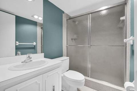 3051 S Palm Aire Drive #Unit 308, Pompano Beach FL - photo 6 of 17