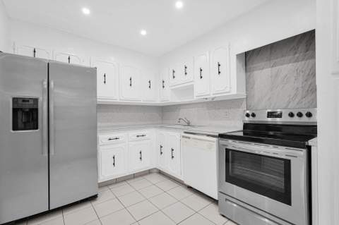 3051 S Palm Aire Drive #Unit 308, Pompano Beach FL - photo 8 of 17
