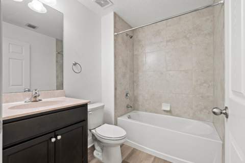 425 Seafoam Circle, Fort Pierce FL - photo 23 of 37