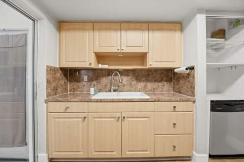 6420 NW 29th Street, Sunrise FL - photo 12 of 36