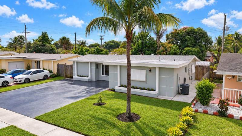 2 bedroom Single Family Residence at 6420 NW 29th Street, Sunrise Golf Village Second Add, Sunrise — photo 2