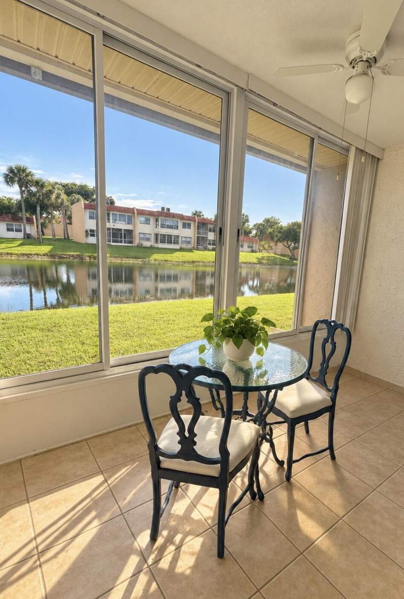 2 bedroom Condominium at 220 Lake Dora Drive, Golden Lakes Village Condo 1 Thru 13-A, West Palm Beach — photo 4