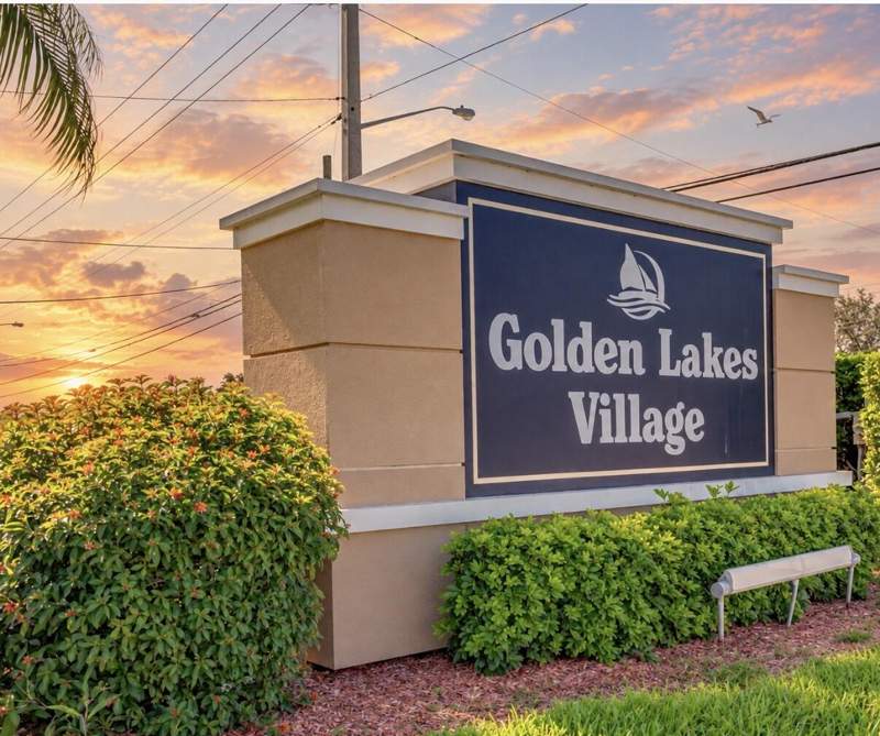 2 bedroom Condominium at 220 Lake Dora Drive, Golden Lakes Village Condo 1 Thru 13-A, West Palm Beach — photo 2