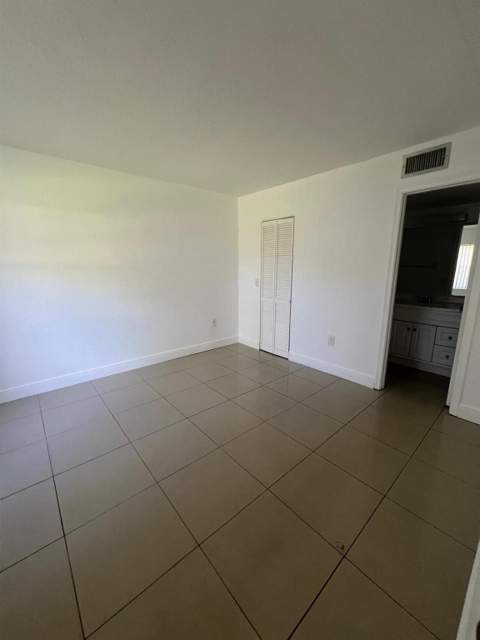 9165 NW 1st Street #102, Pembroke Pines FL - photo 8 of 21