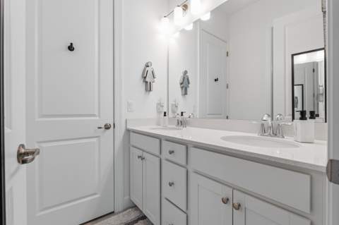 10428 SW Jadewood Court, Port St. Lucie FL - photo 14 of 73