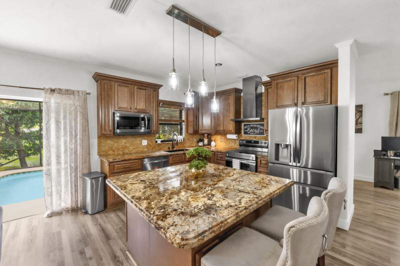 3 bedroom Single Family Residence at 3462 NW 112th Way, Country Club Village, Coral Springs — photo 5