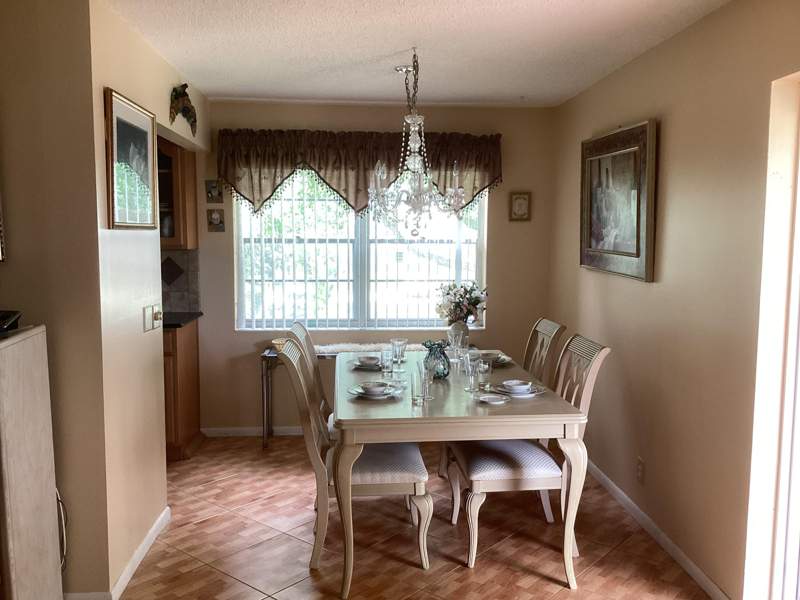 2 bedroom Condominium at 208 Chatham J #208, Chatham Condos, West Palm Beach — photo 5