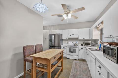 3045 Churchill Drive, Boynton Beach FL - photo 9 of 59