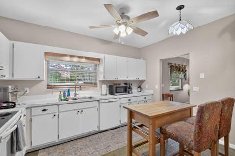 3045 Churchill Drive, Boynton Beach FL - photo 12 of 59