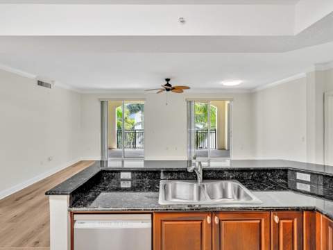 1405 Renaissance Way #405, Boynton Beach FL - photo 16 of 62